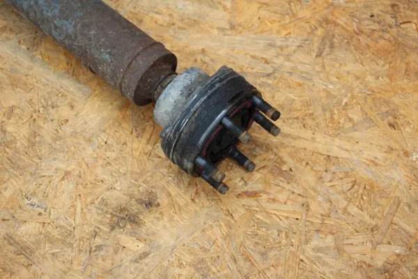 Drivaxel BMW 5 e39 2.5 TDS Manuell 1229267 image 4