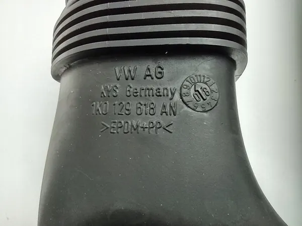 Entrada de ar dianteira VW Golf VI Audi A3 Yeti 2.0TDI OEM image 6