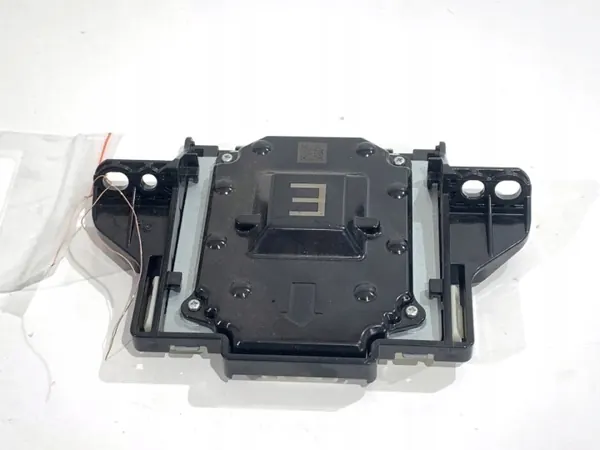 OEM 86862-42010 GPS-antenne voor Toyota Corolla E21 image 2