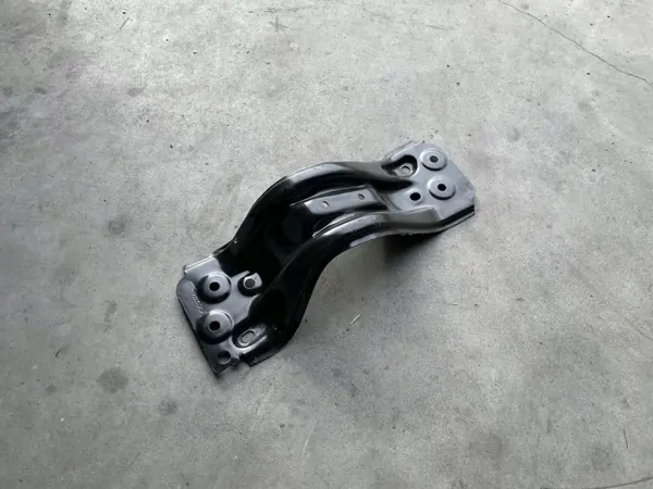 Support de Couvre-Arbre Volvo V90 OEM 31492214 image 2