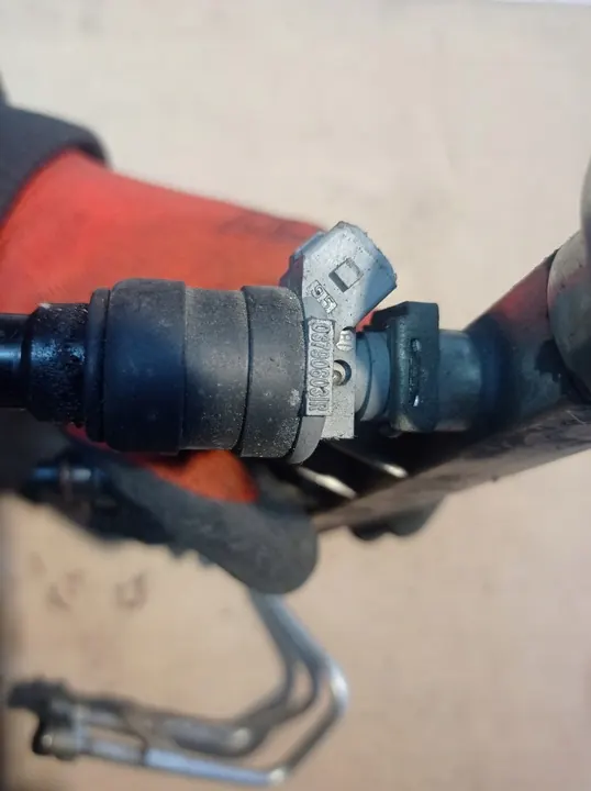 Rampe d'injection Seat Skoda Audi VW image 4