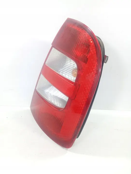 Skoda Fabia 1 L FL 04-08 Lámpara Trasera Derecha OE 6Y6945096B image 3