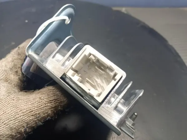 Módulo de Áudio Harman usado OEM A2139005932 Mercedes image 4