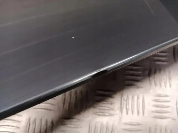 Audi Q5 II Spoiler Arrière OEM 80A827933 - Occasion image 4