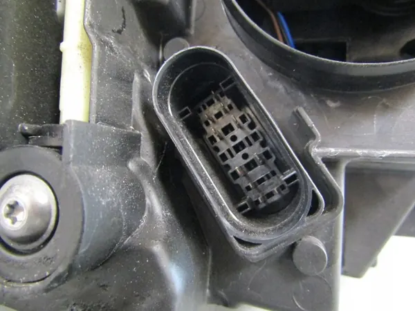 Volkswagen T ROC Etuvalo LED vasen 2GA941005F image 8