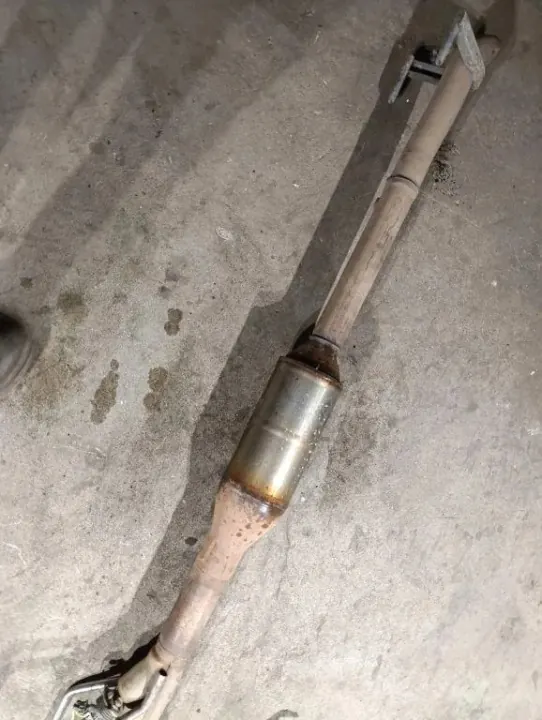 Catalizador DPF OEM 9064902400 para Mercedes Sprinter image 2