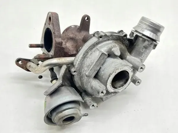 Renault Captur Turbolader OEM 8013740003 - Gebraucht image 2