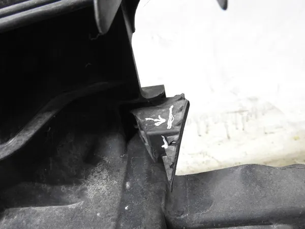 Hyundai i30 Frontverstärkung 64101-2R000 image 7