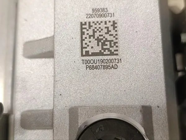 OEM 68407895AD ohjauspylväs Jeep Grand Cherokee image 10