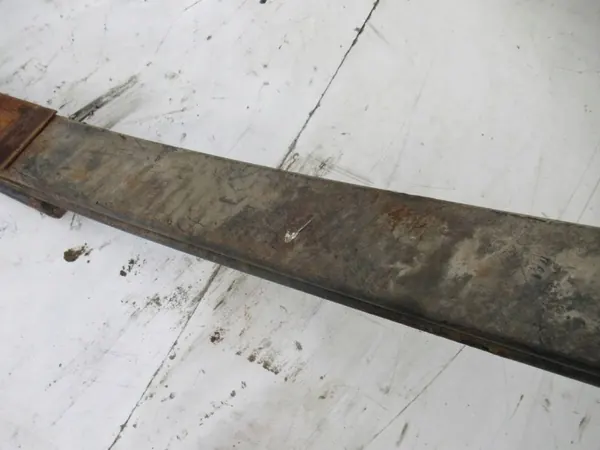 Ressort à lames avant droit OEM LORK-716-542081 Volvo FL6 image 3