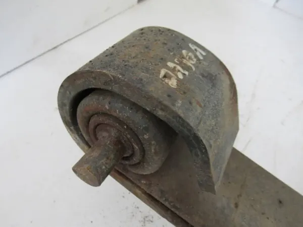 Ressort à lames avant droit OEM LORK-716-542081 Volvo FL6 image 6