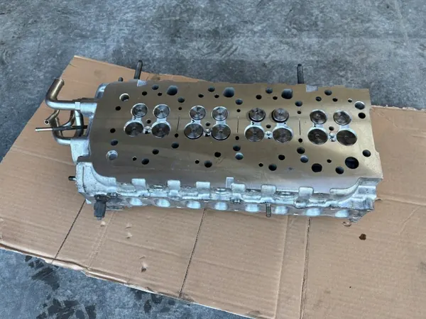 Culasse OEM glowica rav4 ii 2.0 d4d pour Toyota image 6