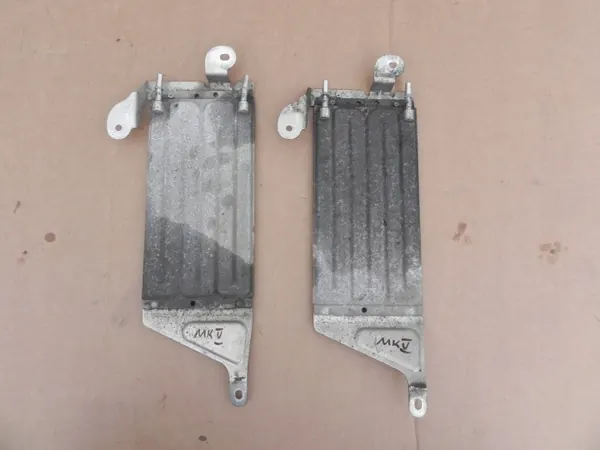 Ford Mondeo MK5 Polttoainejäähdytin OEM DG93-9N103-AB image 2