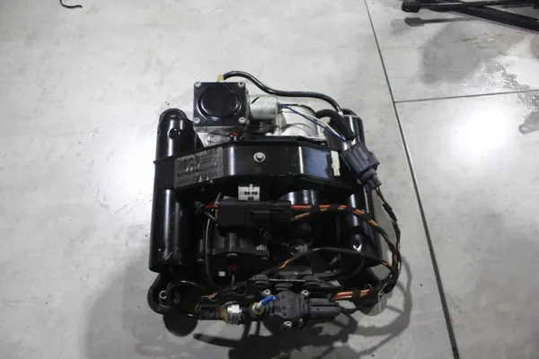 Luftfederungskompressor Land Rover L322 OEM 6H42-3B484-HA image 2
