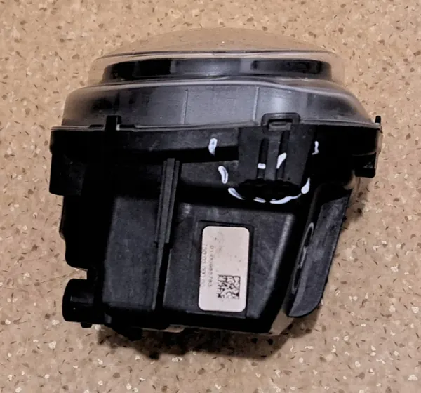 FARO DE NEBLINA ESQUERDO BMW 5 F10 F11 LCI 7311293 LED image 4