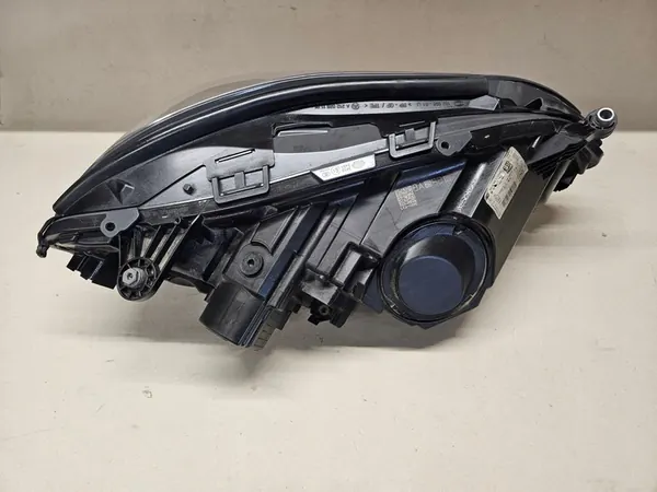 MERCEDES E-KLASSE W212 906 310 3KZ LINKER KOPLAMP image 4