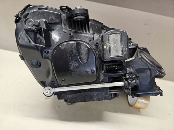 MERCEDES E-KLASSE W212 906 310 3KZ LINKER KOPLAMP image 7