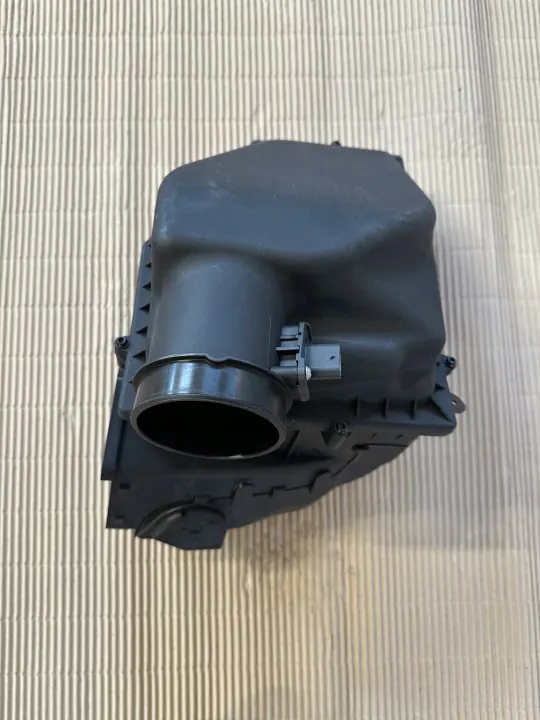Luftfilterhus OEM 8591831 för BMW 5 G30 G31 image 4