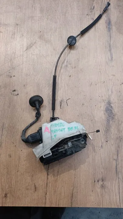 Volkswagen Passat B5FL 2001 linker achter slot OEM image 2