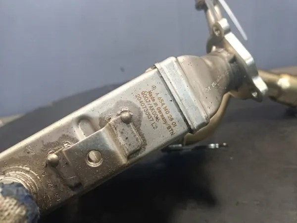 Refroidisseur EGR d'occasion OEM A6541400460 Mercedes W213 image 3