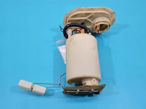 Brandstofpomp Fiat Palio 1.2 8V 82490847 image 7