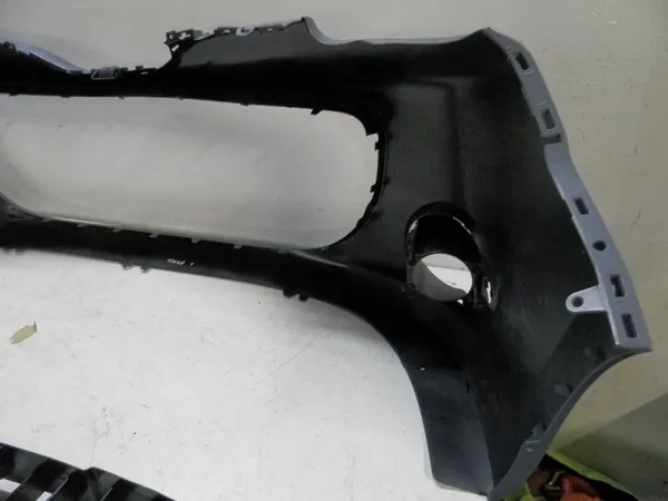 Paraurti anteriore RENAULT KANGOO II 620226316R image 4