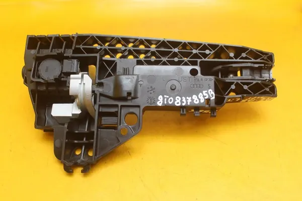 Vasen Takaluukun Kahva Audi A4 B8 Lift image 8