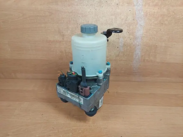 Servopumpe OEM 6Q0423155AJ für VW Polo IV image 2
