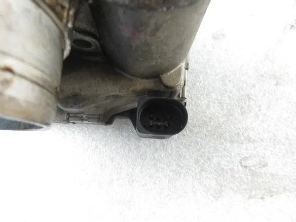 Corpo de borboleta Golf 4 1.8 B 06A133062F image 2