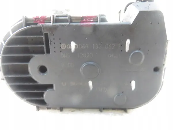 Corpo de borboleta Golf 4 1.8 B 06A133062F image 9