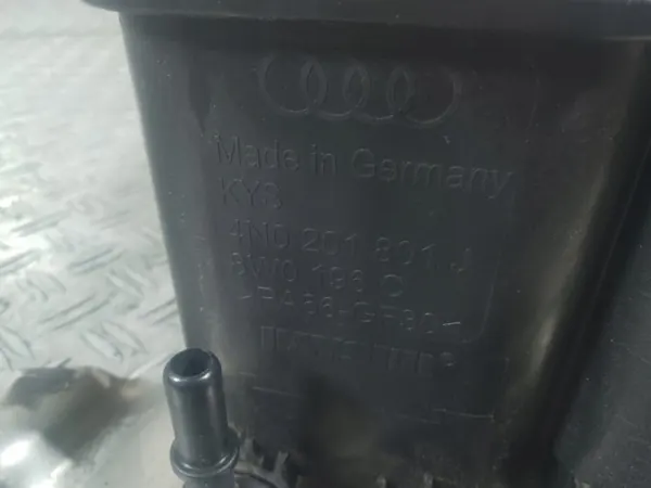 Audi RS7 2023 Hiilifiltteri OEM 4K0201797S image 6