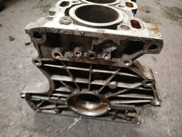 Bloco Motor OEM 31359264 para Volvo 2.5 T5 image 4