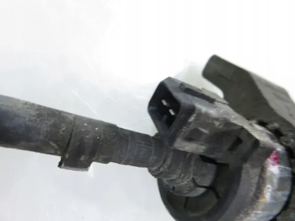 Webasto verwarmingspomp OEM 22450304 Renault Trafic II image 3