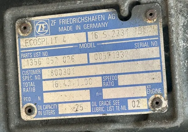 ZF 1325301062 växellådshus för lastbilar - Begagnad image 6