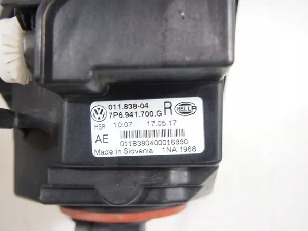 Volkswagen Touareg FL 14r Farol Direito 2014 7P6941700G image 3