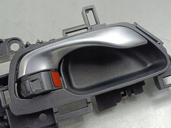 2025 Honda CR-V Poignée intérieure arrière 72120SA0A010M1 image 2