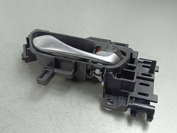 2025 Honda CR-V Poignée intérieure arrière 72120SA0A010M1 image 3