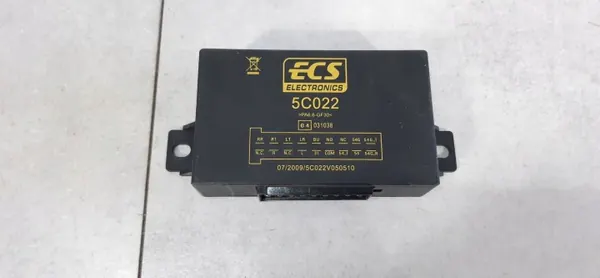 Module Commande Attelage Suzuki SX4 5C022 image 3