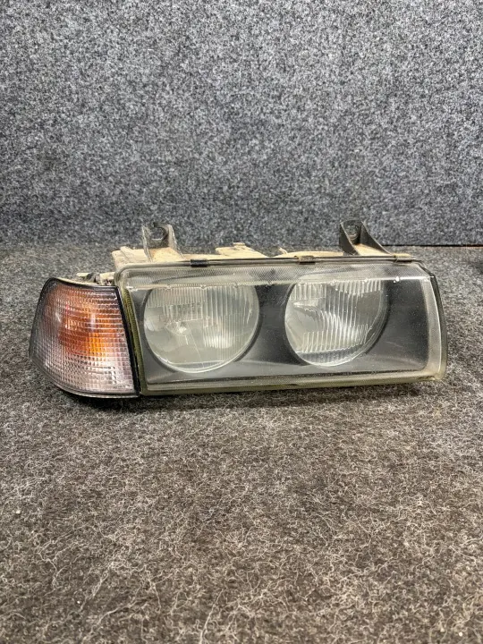 Farol Dianteiro Direito BMW E36 Compact + Pisca image 2