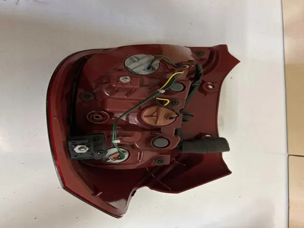 Lámpara Trasera Kia Picanto 92401G6000 Izquierda image 2