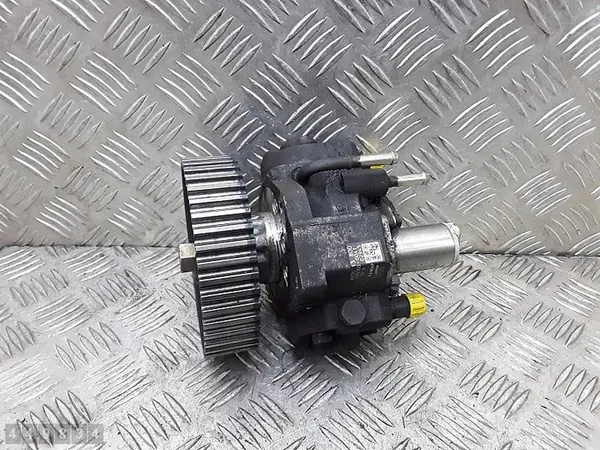 2004 Mazda 6 Fuel Pump 2000td rf5c13800 image 5