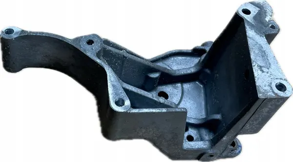 O2 CADILLAC ESCALADE IV 2014 6.2 V8 Compressor Steun 12626078 image 3