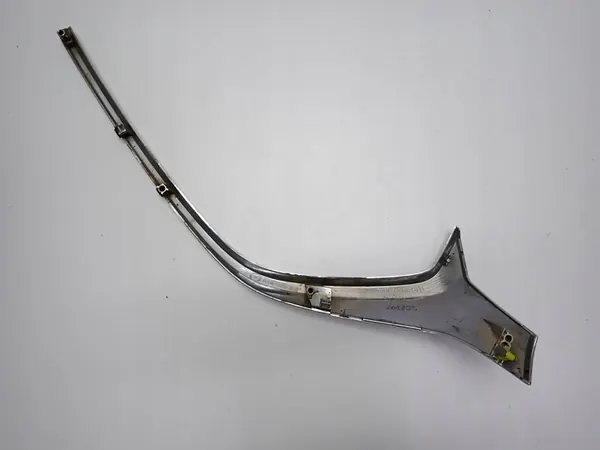 Acabamento do para-choque dianteiro direito Mazda CX-3 2015 OEM D10J-507J1 image 2