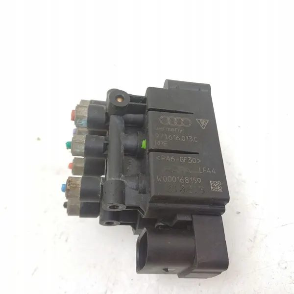 Porsche Panamera (971) 2018 Luftfjädringsmodul OEM 971616013C image 6