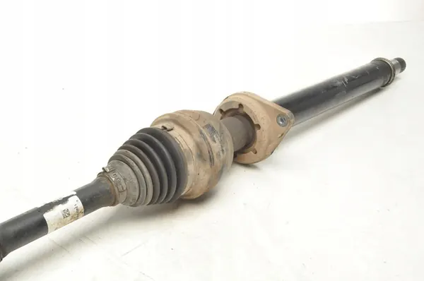 MERCEDES W117 CLA 220 2.2 CDI Eixo de transmissão direito image 3