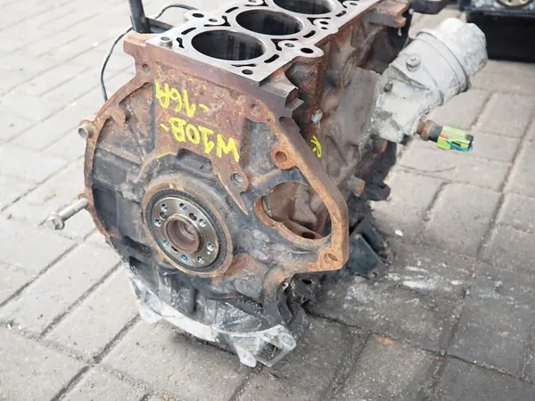Gebrauchter BMW Motorblock für MINI R50 1.6 16V image 5