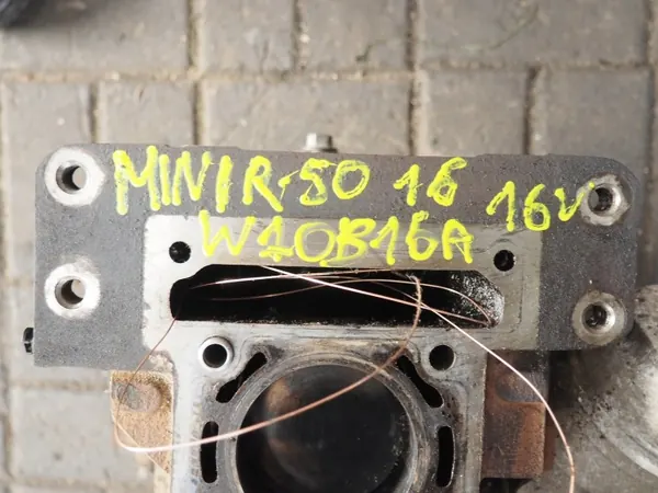 Gebrauchter BMW Motorblock für MINI R50 1.6 16V image 6