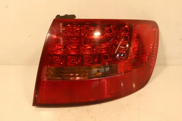 AUDI A6 C6 Kombi Vänster Baklykta LED OEM 4F9945095B image 2