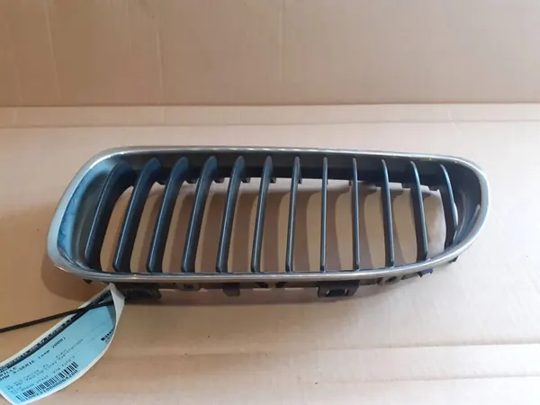 Left Grille 51137201967 BMW 3 E90 E91 image 2