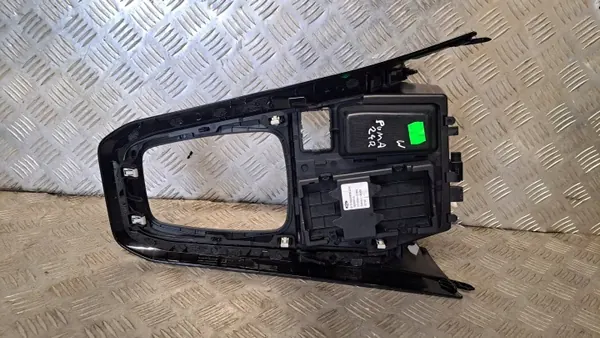 Ford Puma MK2 käsinojan runko OEM R1TB-S044H82-AE image 7